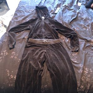 Brown juicy couture sweatsuit